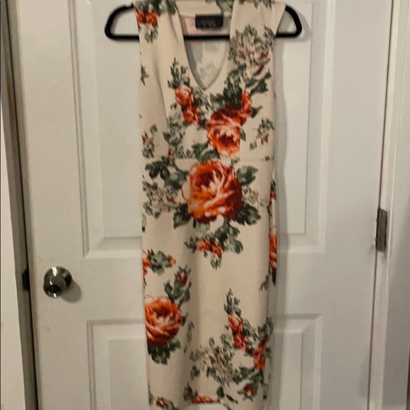 SayAnyThing Rose Pattern Dress - Picture 2 of 3